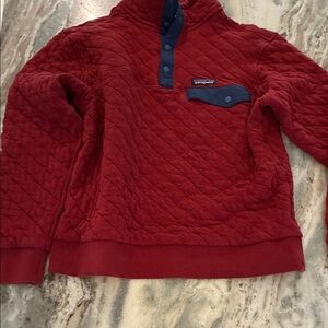 Patagonia Crimson Quilted Fleece with Navy Detail medium